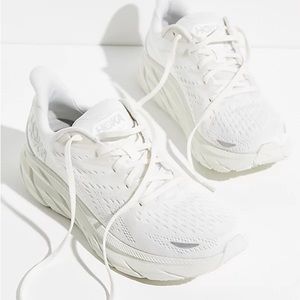 Hoka One One Clifton 8 Size 6W - NWT!!